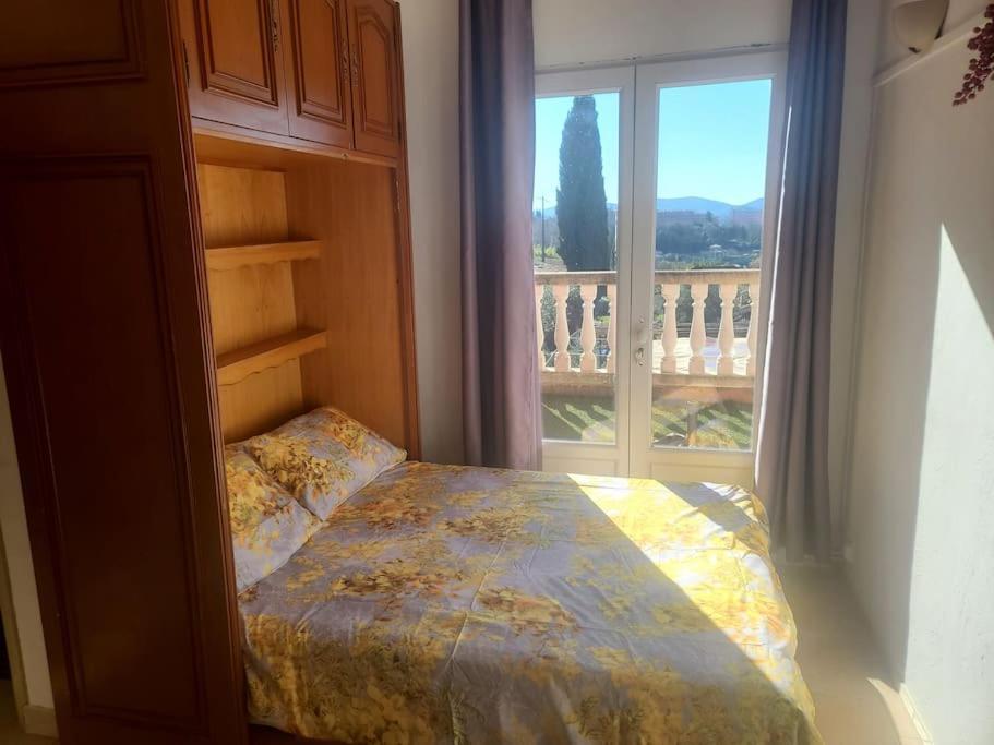 De 1 A 6 Avec Terrasse Solarium, Vue Panoramique Et Parking Gratuit * Grasse